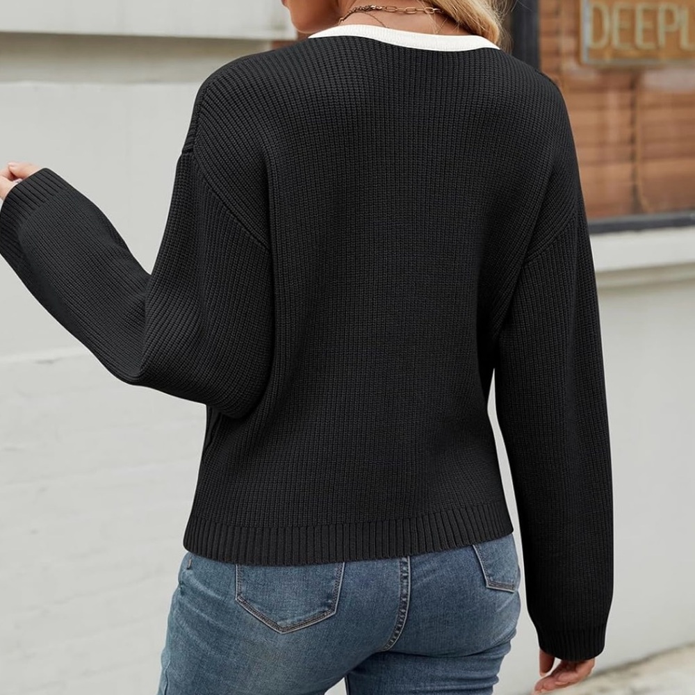 Oversized Knit Cardigan - Picture 3 of 10